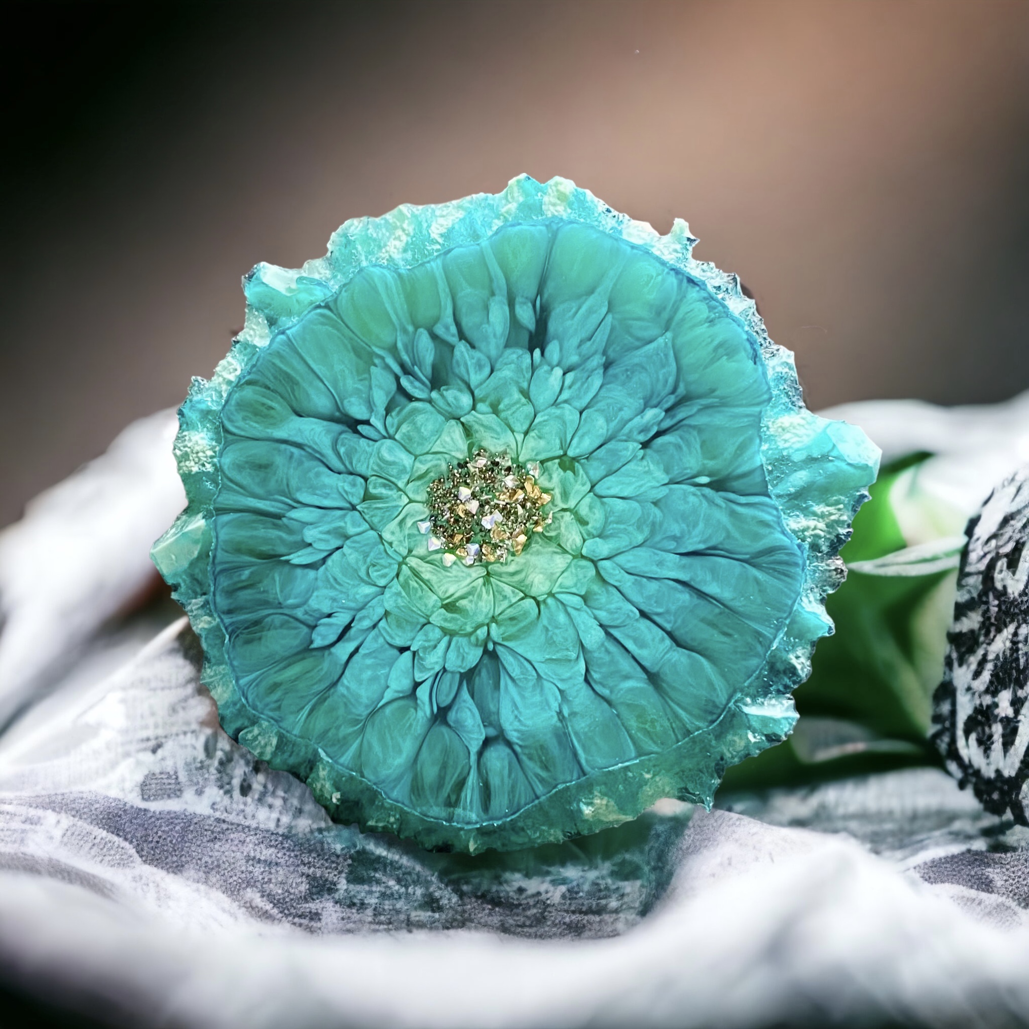 BLUE - GREEN FLOWER